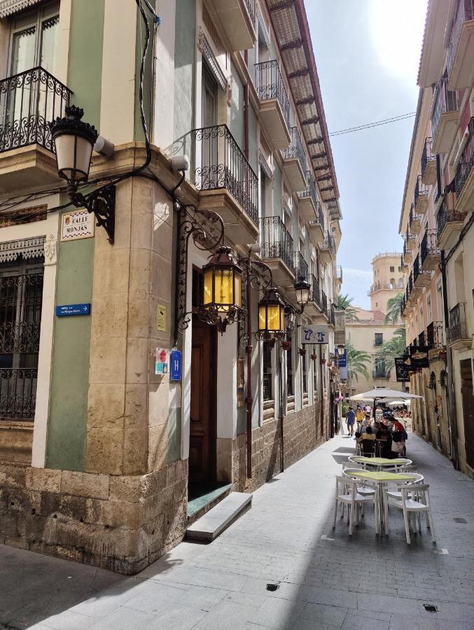 Carmen Old Town Apartments アリカンテ エクステリア 写真